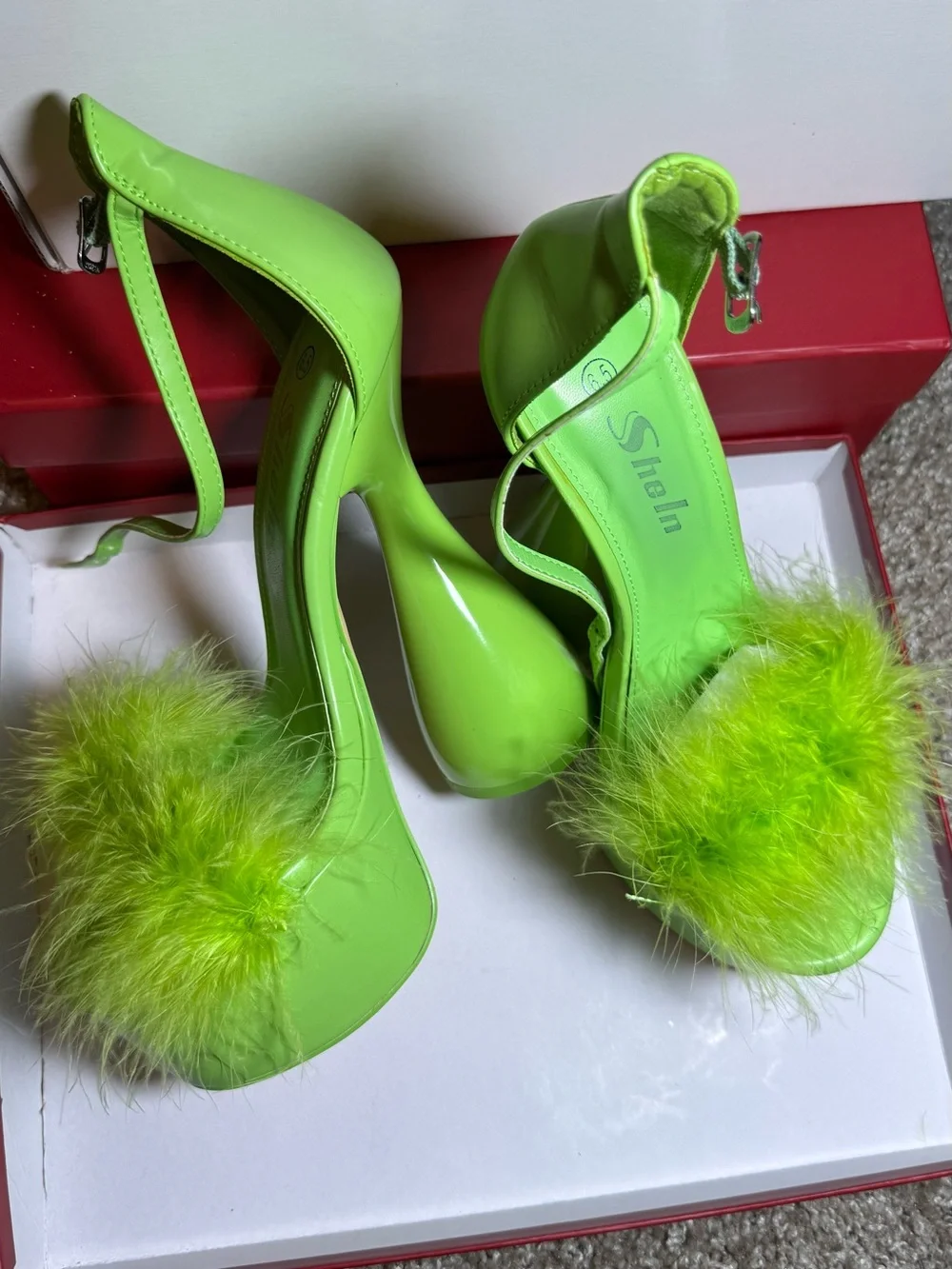N/A striking neon